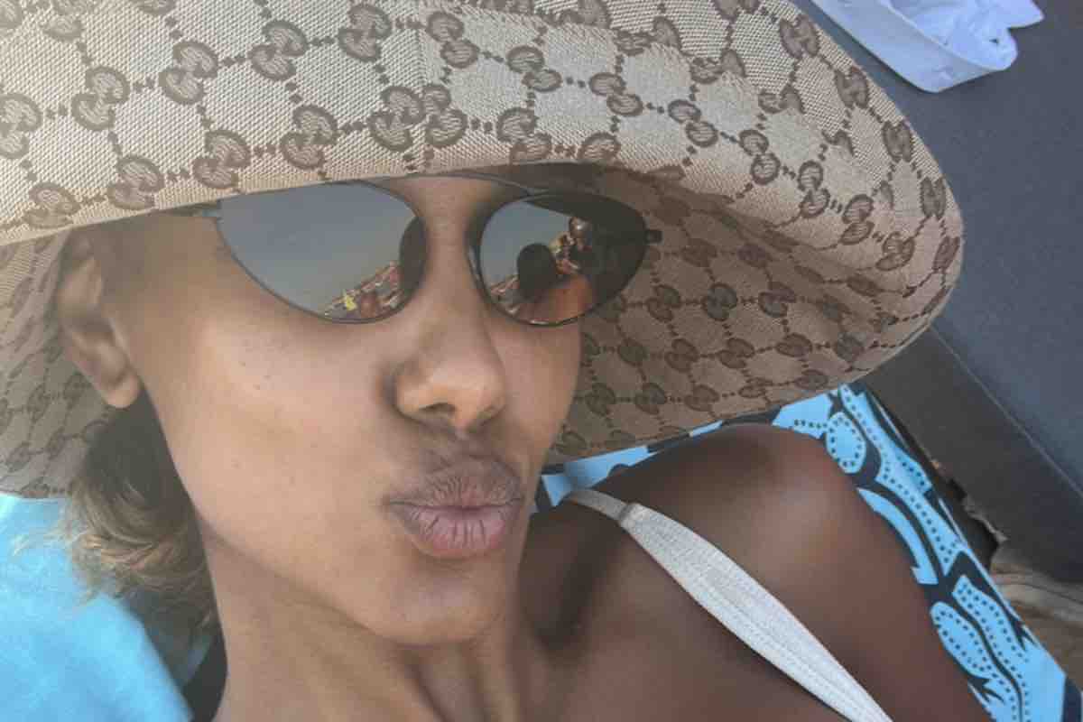 Samira Lui senza trucco