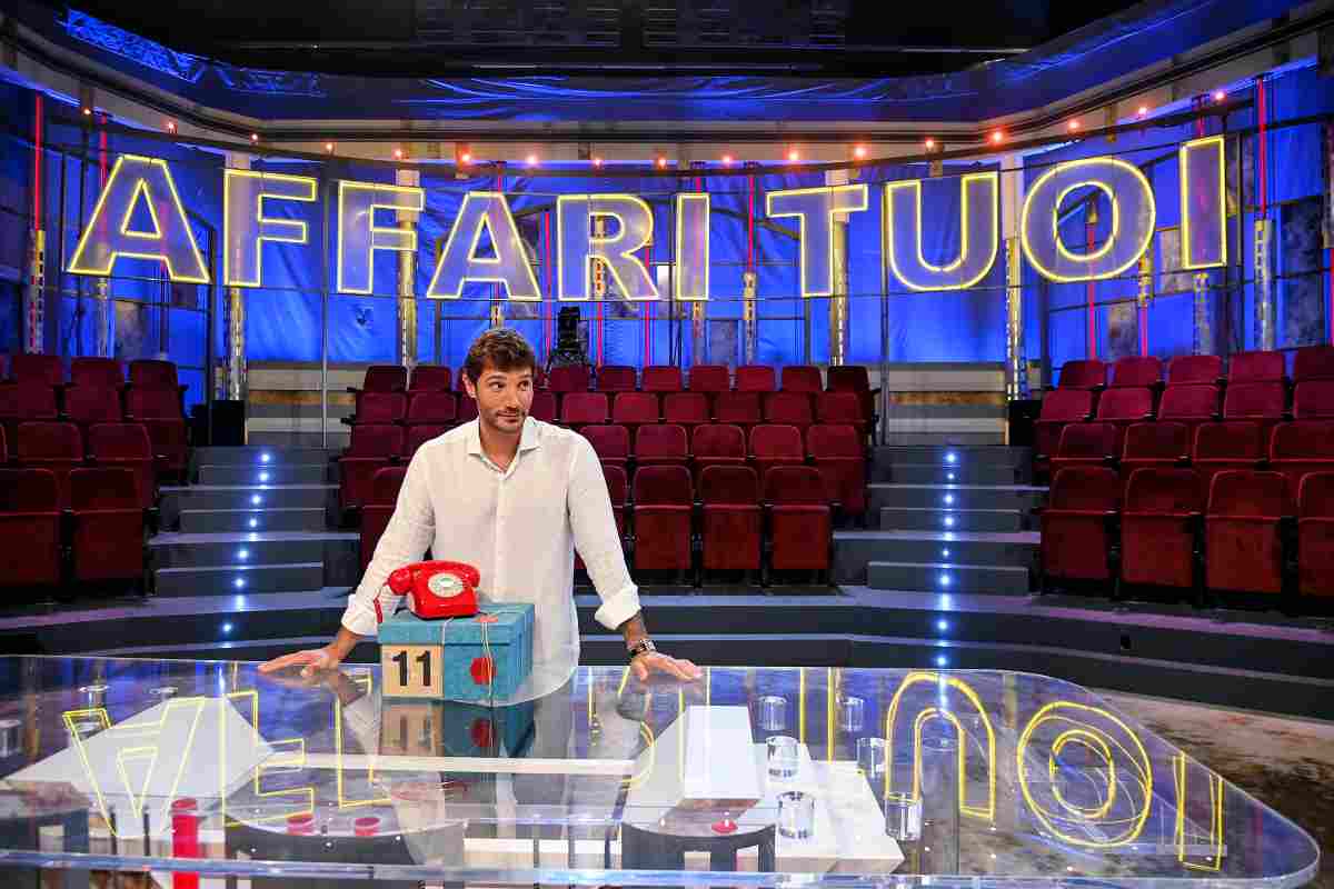 Gerry Scotti commenta Affari Tuoi