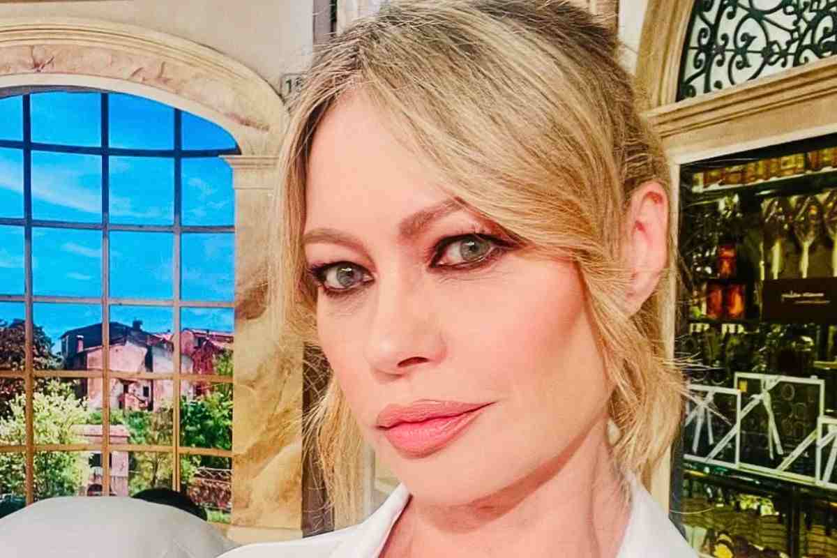 La Falchi conduce Affari Tuoi