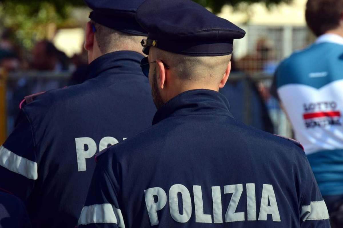 Polizia 