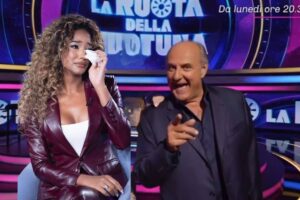 Samira che piange e Gerry screen ruota della fortuna