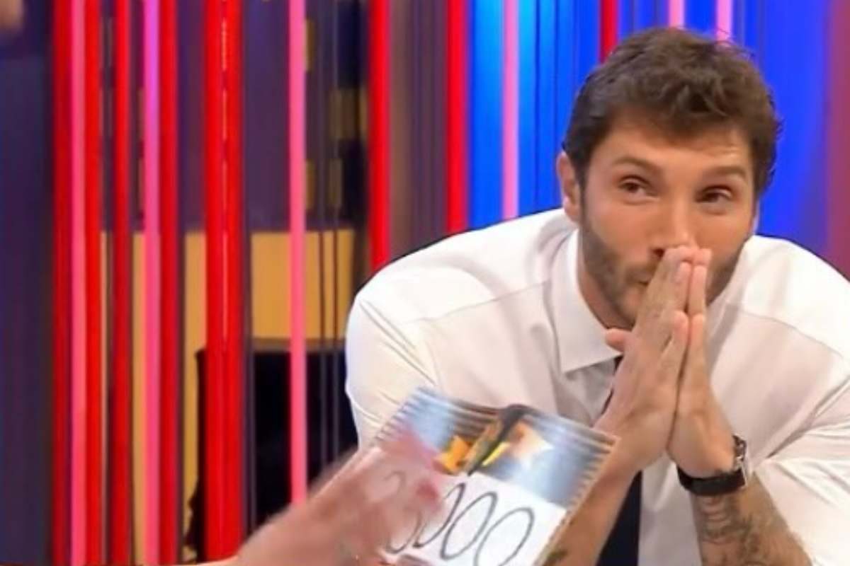 Stefano De Martino Affari Tuoi