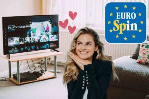 smart tv, donna felice, cuoricini, logo eurospin