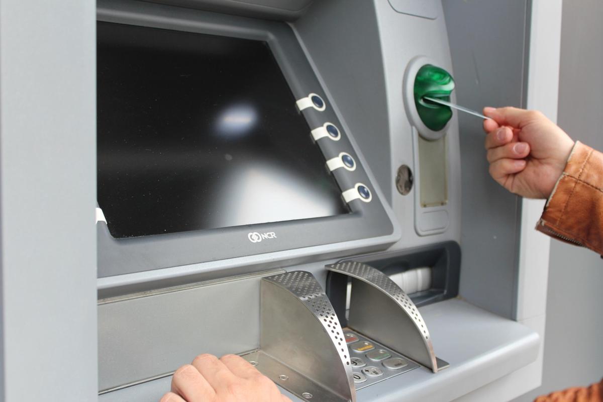 sportello ATM per prelievo