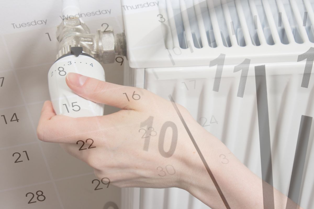 termosifone, con calendario e orologio